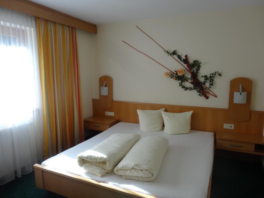 Koeflerhof Appartements Sankt Leonhard im Pitztal Rom bilde